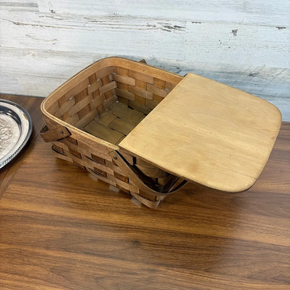Vintage Woven Picnic Basket Hand Painted Cows‎ 13x12x6.5 Double Handle